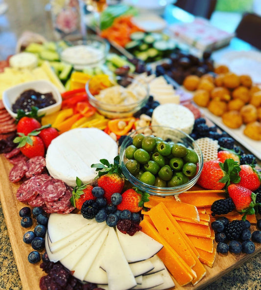 🧀🍾 Bubbles & Boards: How to Build the Ultimate Sparkling Wine Charcuterie Pairing - Alexandrie Cellars